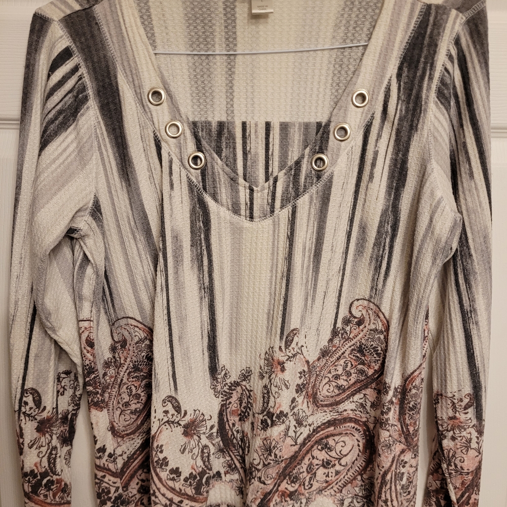 Christopher & Banks Gray and Cream Grommet Detail Top W/ Paisley Accent Sz. Lg